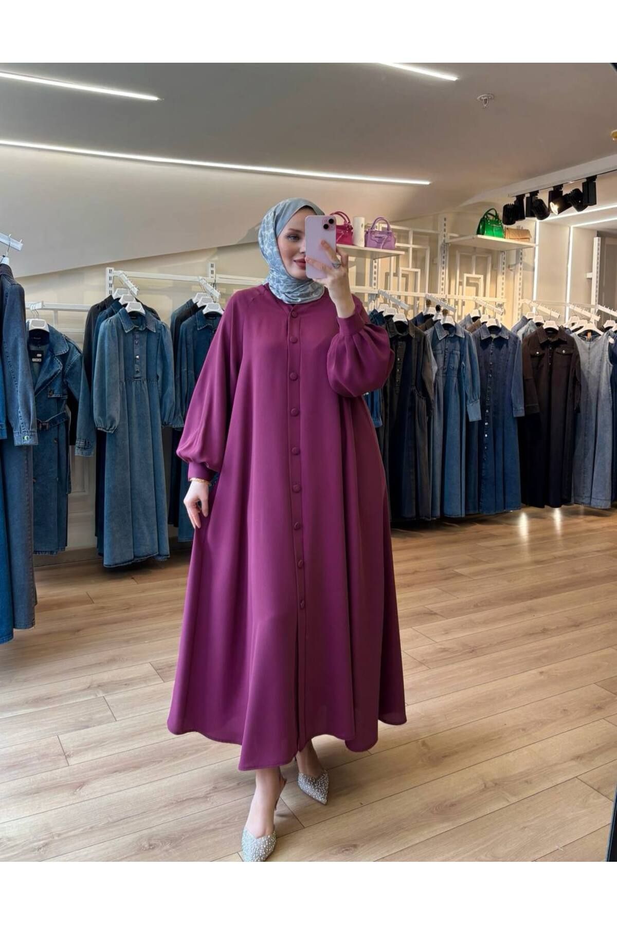 Kadın Reglan Kloş Kesim Kolları Manşetli Tesettür Kap Pardesü